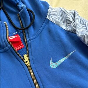 NIKE Doernbecher Hoodie
